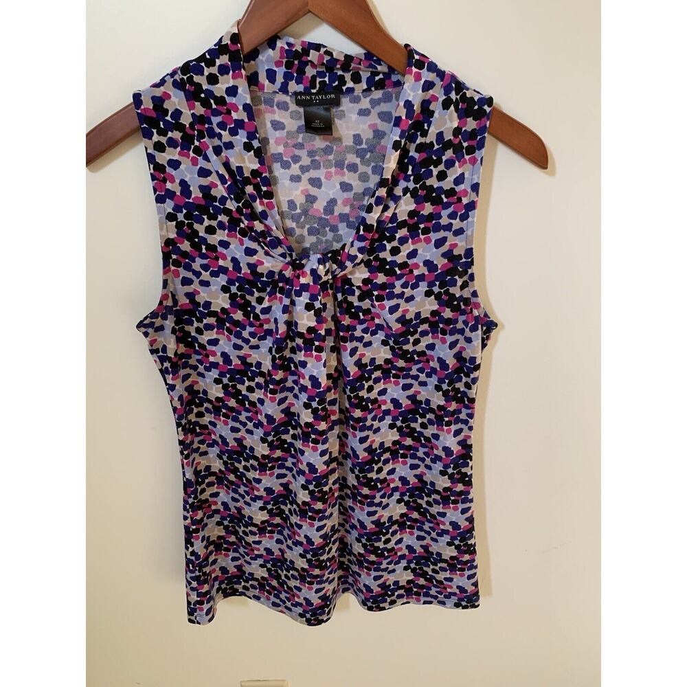 ANN TAYLOR Womens Size XS Sleeveless Blouse Top Gathered Bust Polka Dot